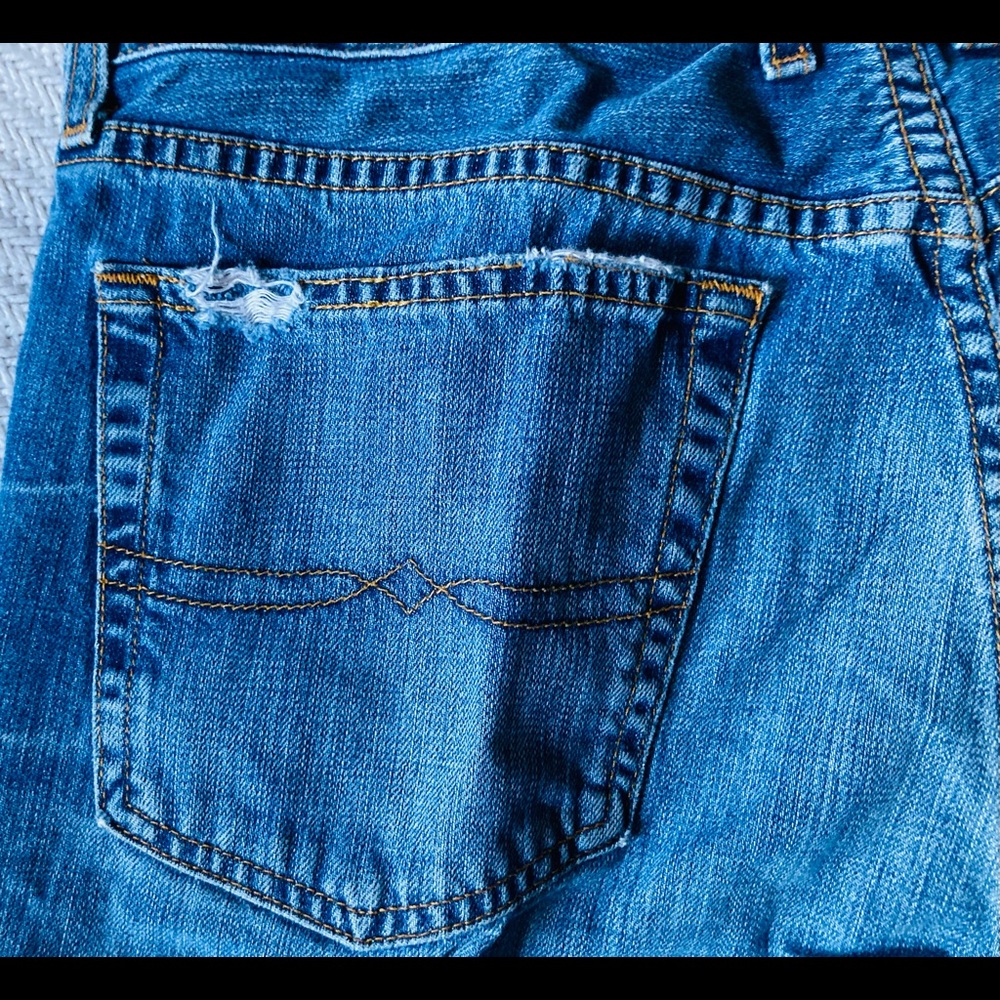 Lucky Brand men’s distressed denim jeans - Picture 2 of 10